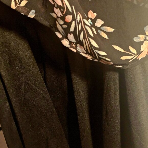 Romantic Floral Lovestitch long sleeve dress size medium - Picture 4 of 6